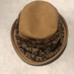 Toucan Collection Womens Hat New York Tan Leopard Print Band Bow Wool  Dry clean